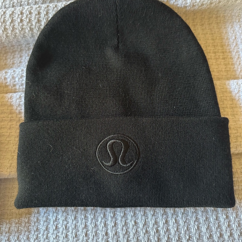 Lululemon Unisex Black Beanie